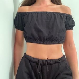 Aritzia off the shoulder crop top